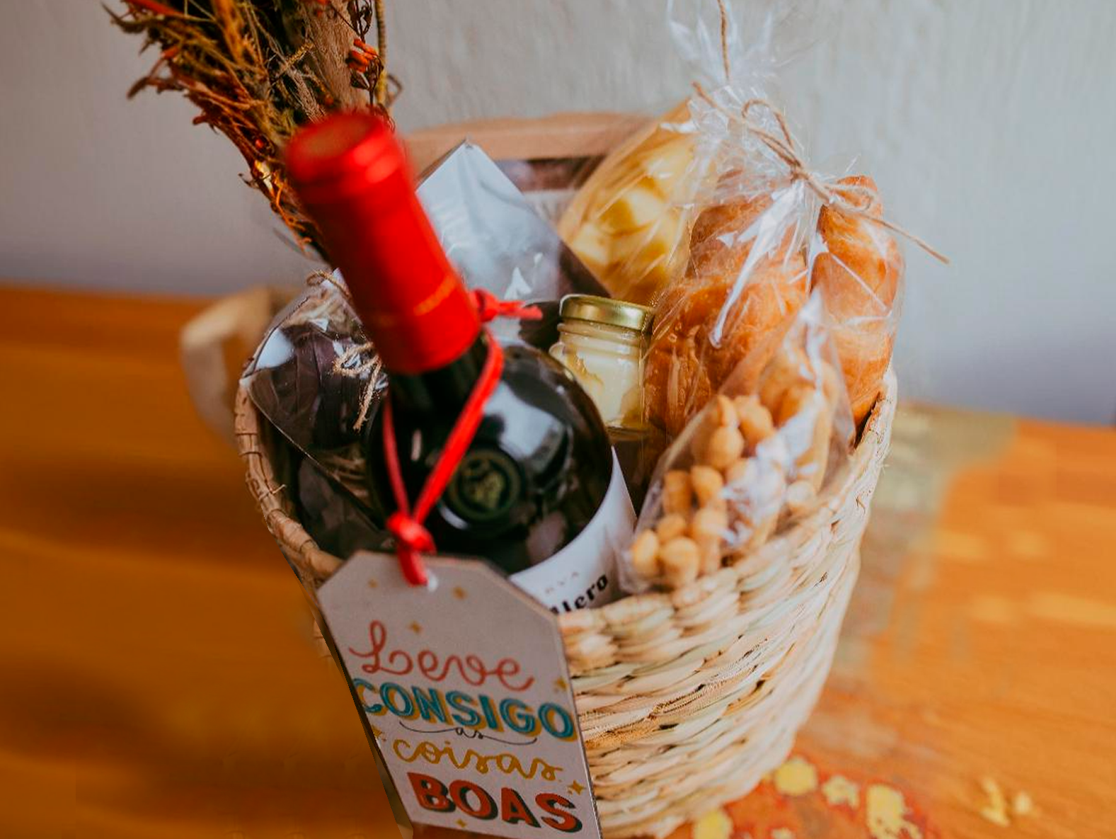 Cestas Café da Manhã Vinho com Degustação